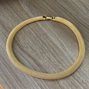 Elegant Vintage Gold Toned Mesh Choker Necklace